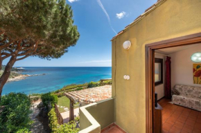 Accu is Prezzus C fronte mare Villasimius